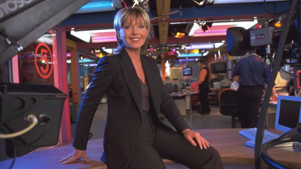 Radio and television presenter Kirsty Young on the set of 5 News, circa 1997