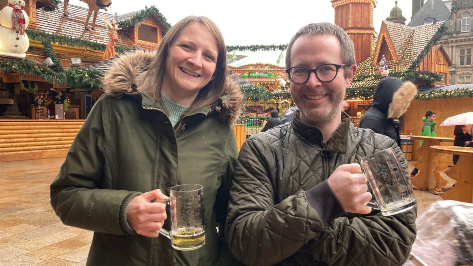 Birmingham Christmas market opens to visitors - BBC News