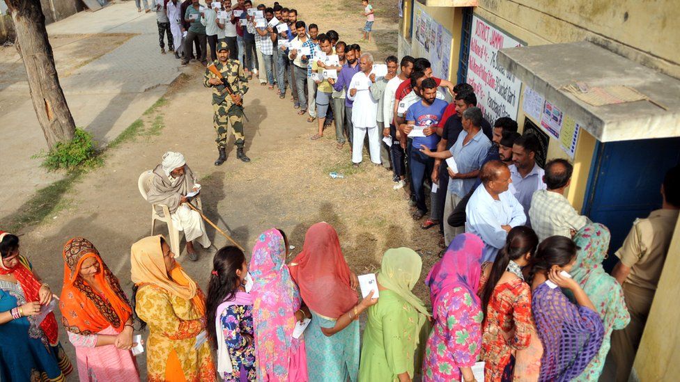 Voters line up in Uttar Pradesh state