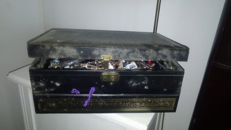 A mouldy jewellery box