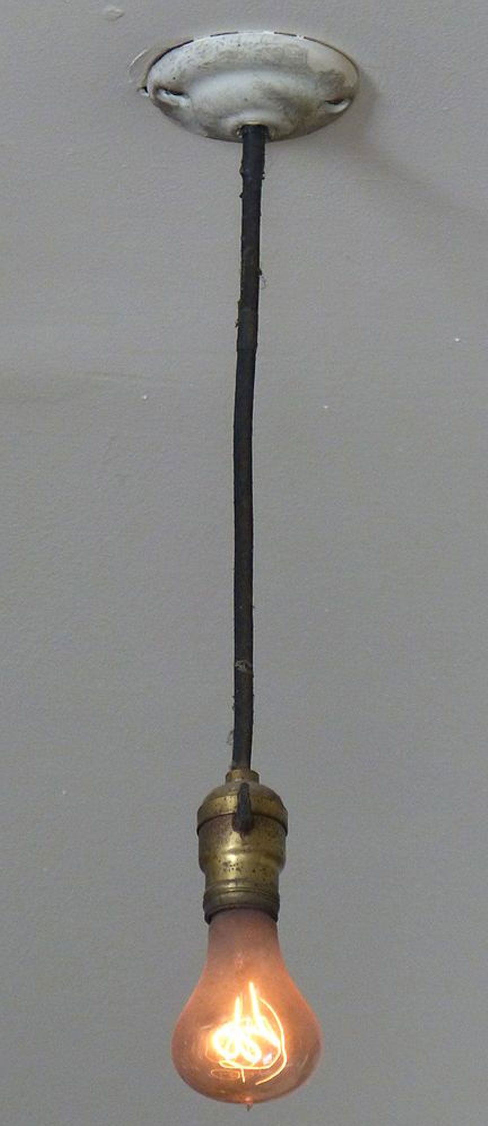 Bombilla Centenaria