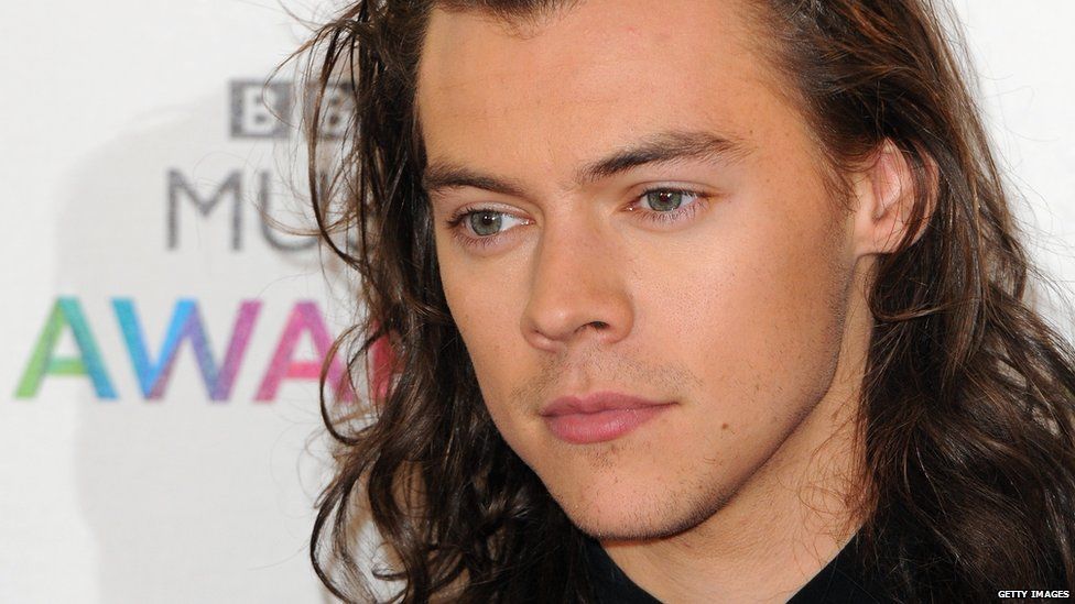 Harry Styles' bold new look has fans divided: 'Shave that off'