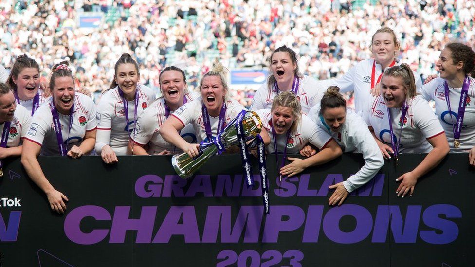 England celebrate winning the 2023 Women's Six Nations