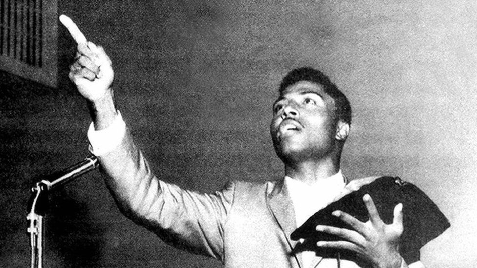 Little Richard preaching in church in 1962