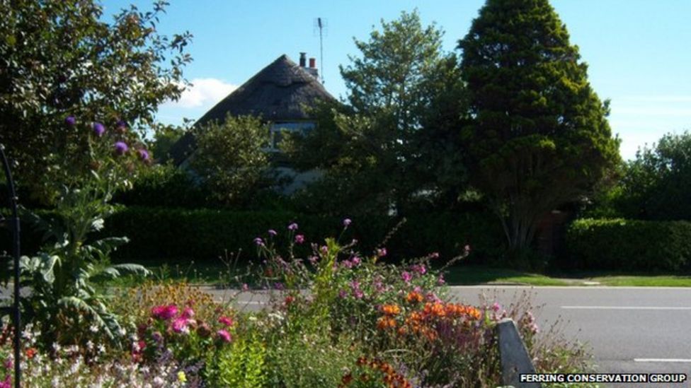 Anger over Ferring 'beehive' cottage demolition bid BBC News