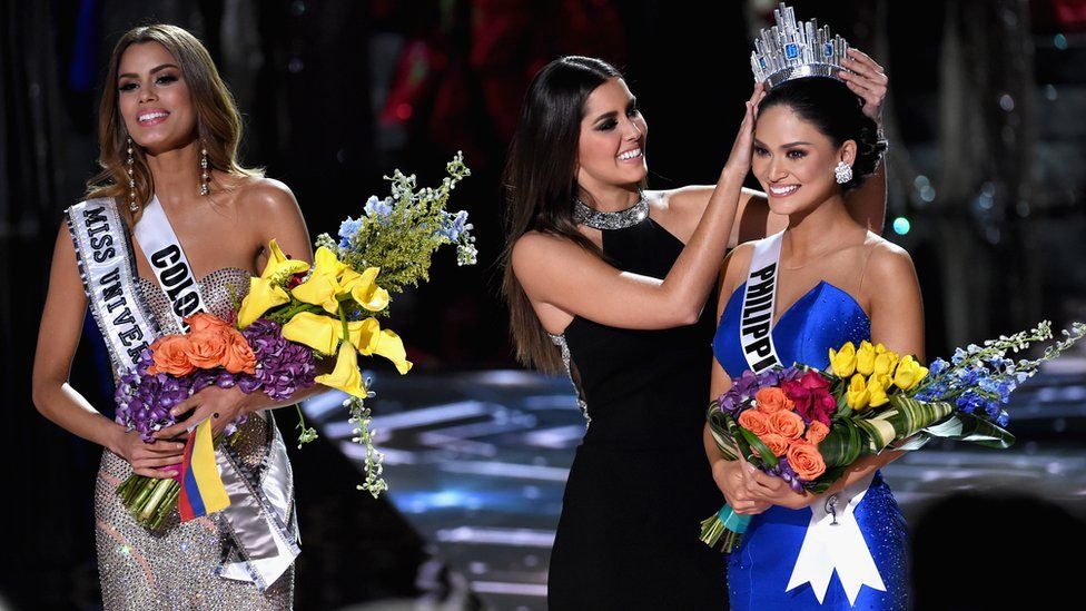 Miss Philippines Pia Alonzo Wurtzbach being crowned winner of Miss Universe