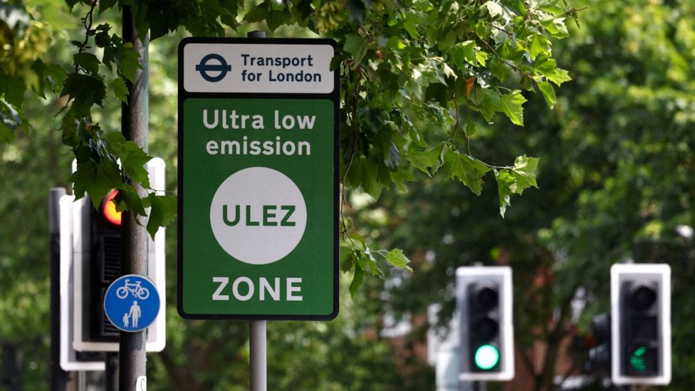 Ulez: More than 300 cameras damaged or stolen in four months - BBC News