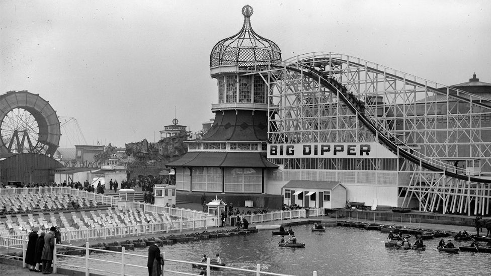 View crossed  boating excavation  to Big Dipper successful  1928