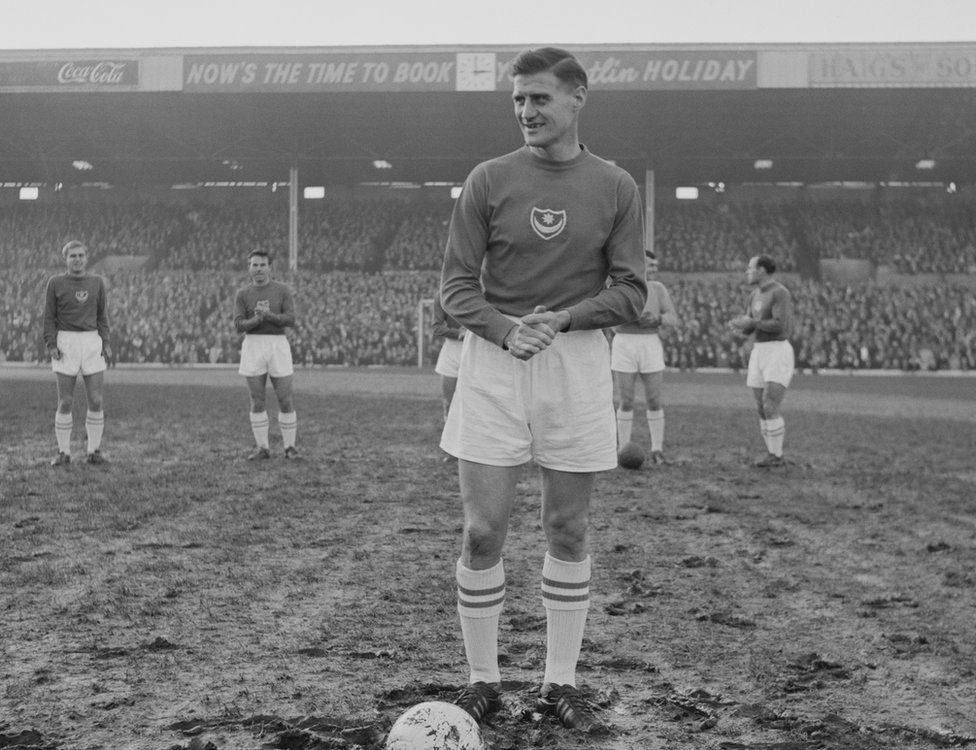 English soccer player Jimmy Dickinson (1925 - 1982) of Portsmouth FC at Fratton Park stadium for a match against Charlton Athletic FC, Portsmouth, UK, 16th November 1963.