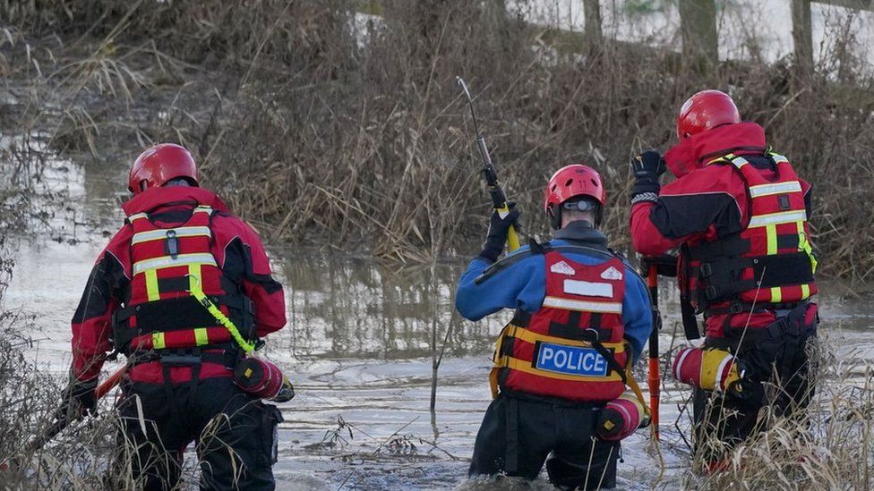 Police searchers