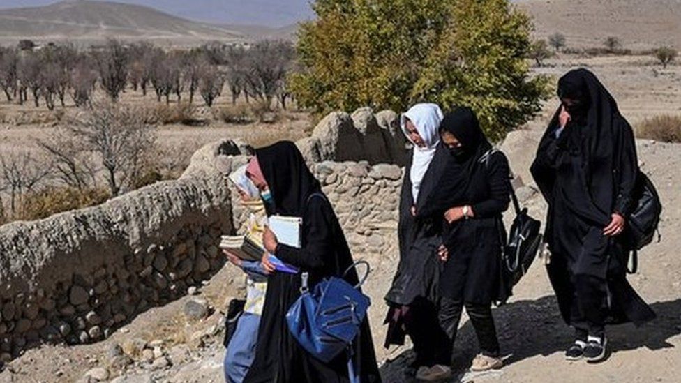 Women students in Afghanistan walking