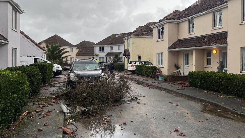 Storm Ciarán Comparable With 'Great Storm' Of 1987 - BBC Weather