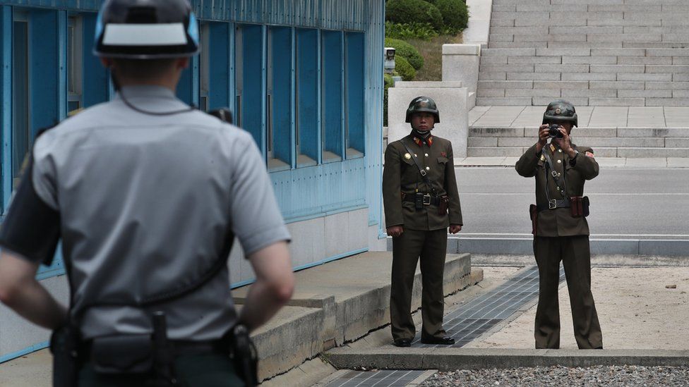 North and South Korean soldiers at Panmunjom