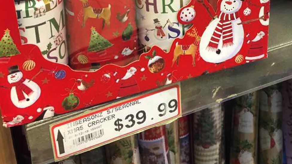 Box of Christmas crackers