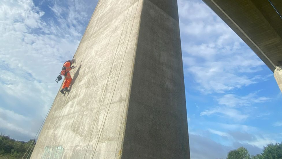 Up and Under worker abseiling the Orwell Bridge