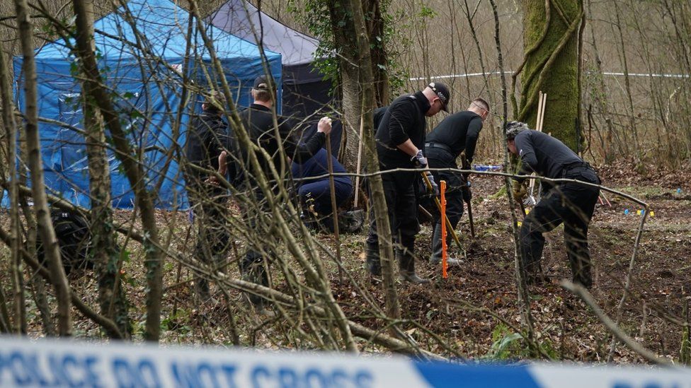 Battle Police Search For Body Of Man Killed In 2001 Bbc News 1780