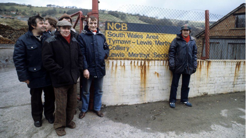 Archive picture of pickets during the Lewis Merthyr colliery strike led by Des Dutfield