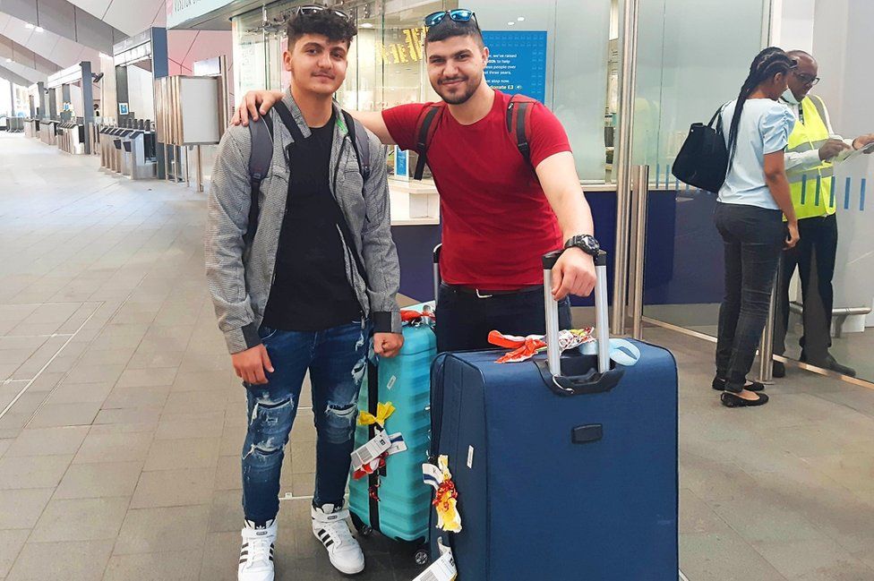 Israeli holidaymakers Eliya Lavi, 18, and Oriel Lavi, 21, at London Bridge underground. They arrived with their suitcases only to find that the station was shut