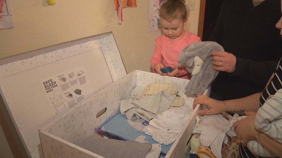 What do parents think of the new baby boxes? BBC News