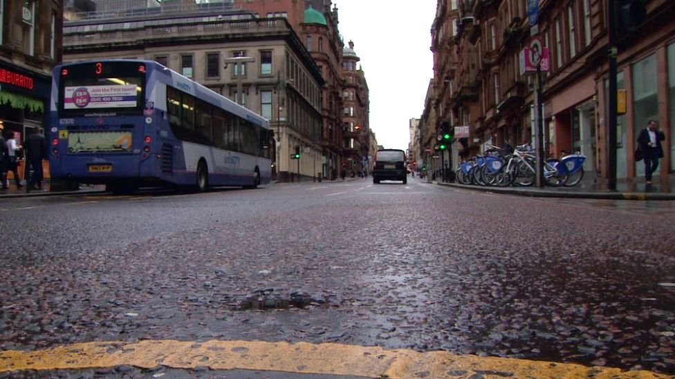 Most-polluted street breaches air quality limit - BBC News