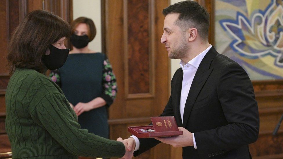 In 2021, Dr Krakovska received an award from President Volodymyr Zelenskyy
