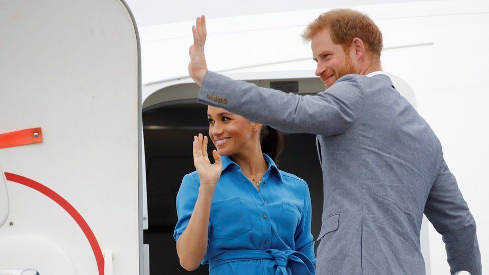 The Duke and Duchess of Sussex leaving Tonga