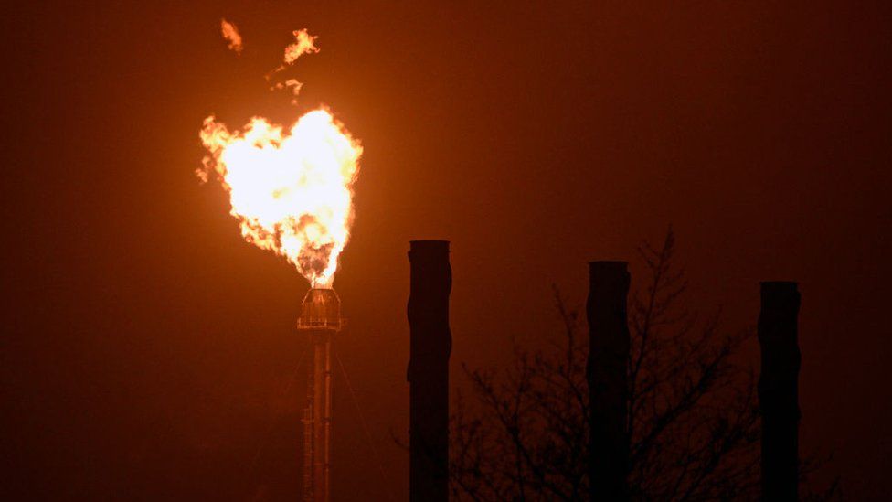 Flare stack at ExxonMobil Fife plant