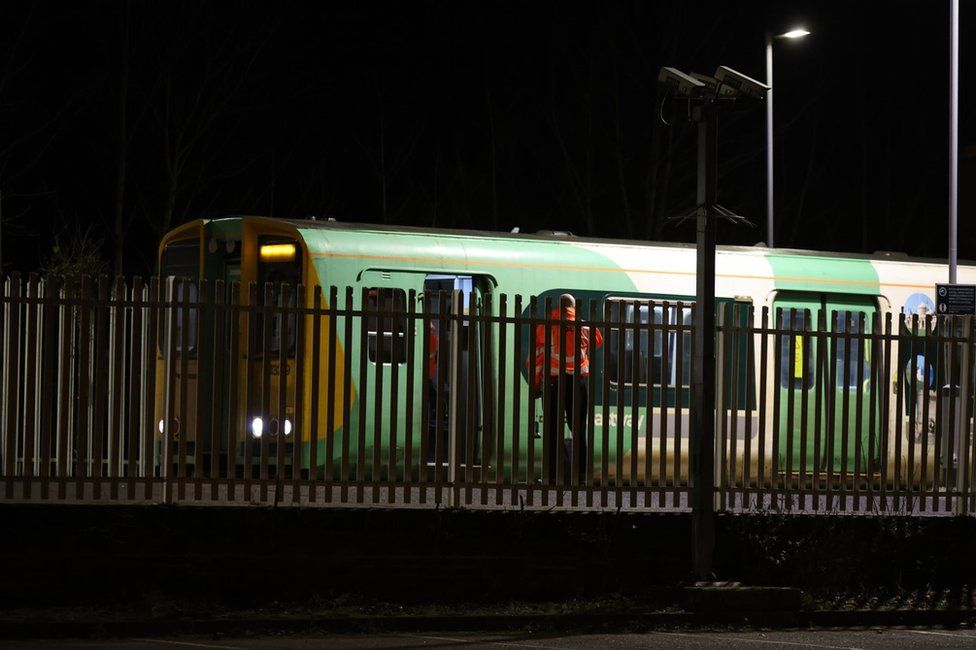 worthing-train-driver-death-prompts-safety-recommendations-bbc-news