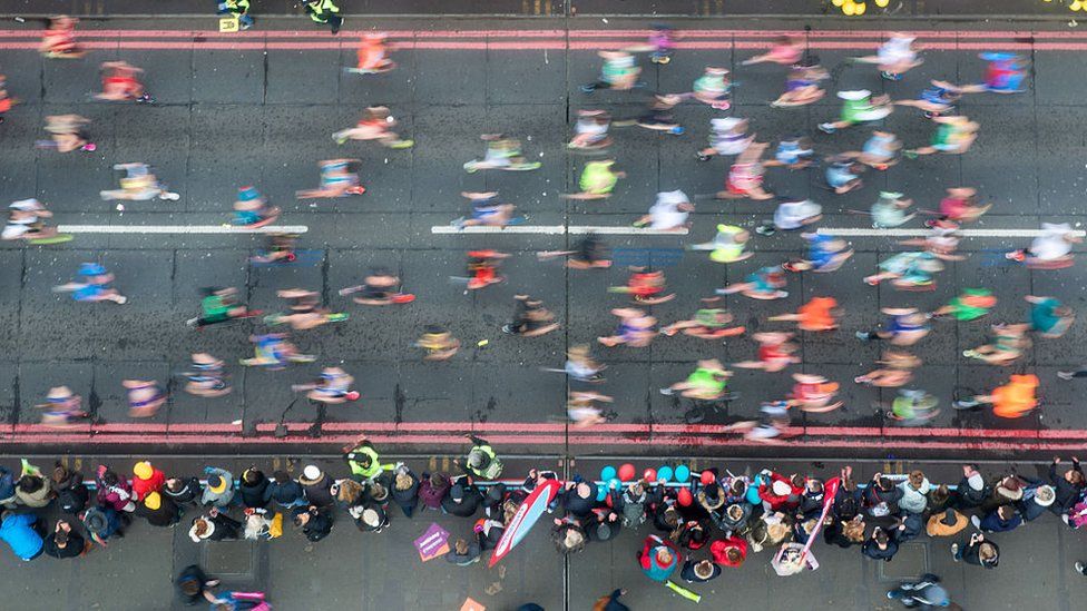 London Marathon 2019: Who were the winners? - BBC Newsround