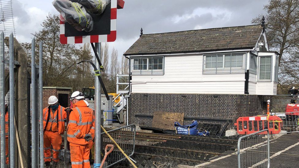 Middlesbrough: Victorian signal boxes demolished in upgrade - BBC News