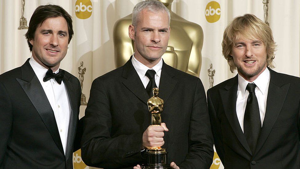 Martin McDonagh, winner Best Live Action Short Film for Six Shooter, with presenters Luke Wilson (left) and Owen Wilson (right)