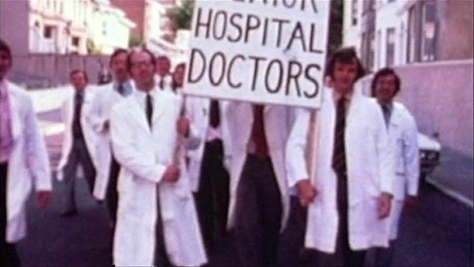 junior doctors striking in 1975