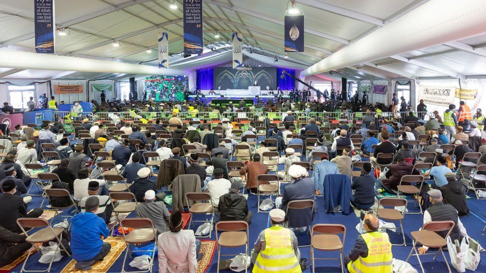 Jalsa Salana Thousands head to Alton farm religious gathering BBC News