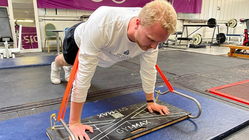 British rower's broken ribs inspire gym invention BBC News