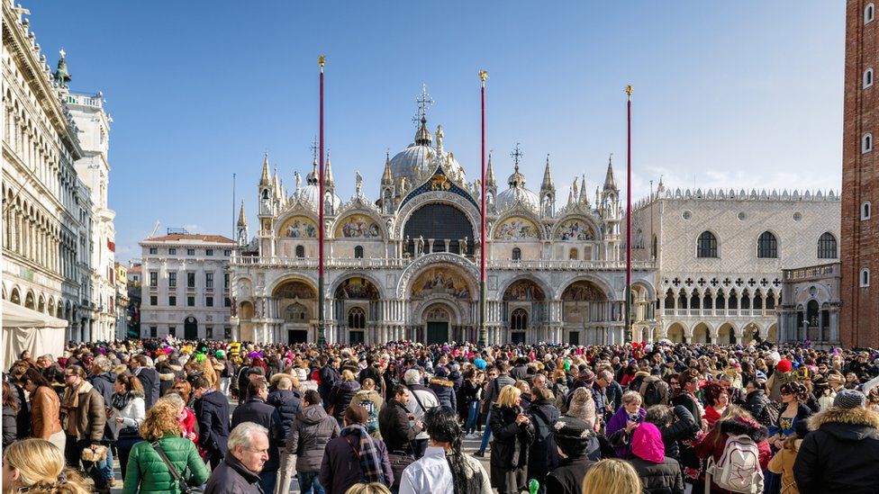 A crowded plaza in Venice