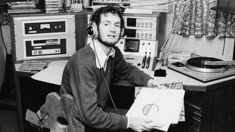 Kenny Everett recordings of Portsmouth radio shows unearthed BBC News
