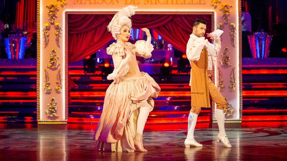 Strictly Come Dancing 2019: Who left on Blackpool week? - BBC Newsround