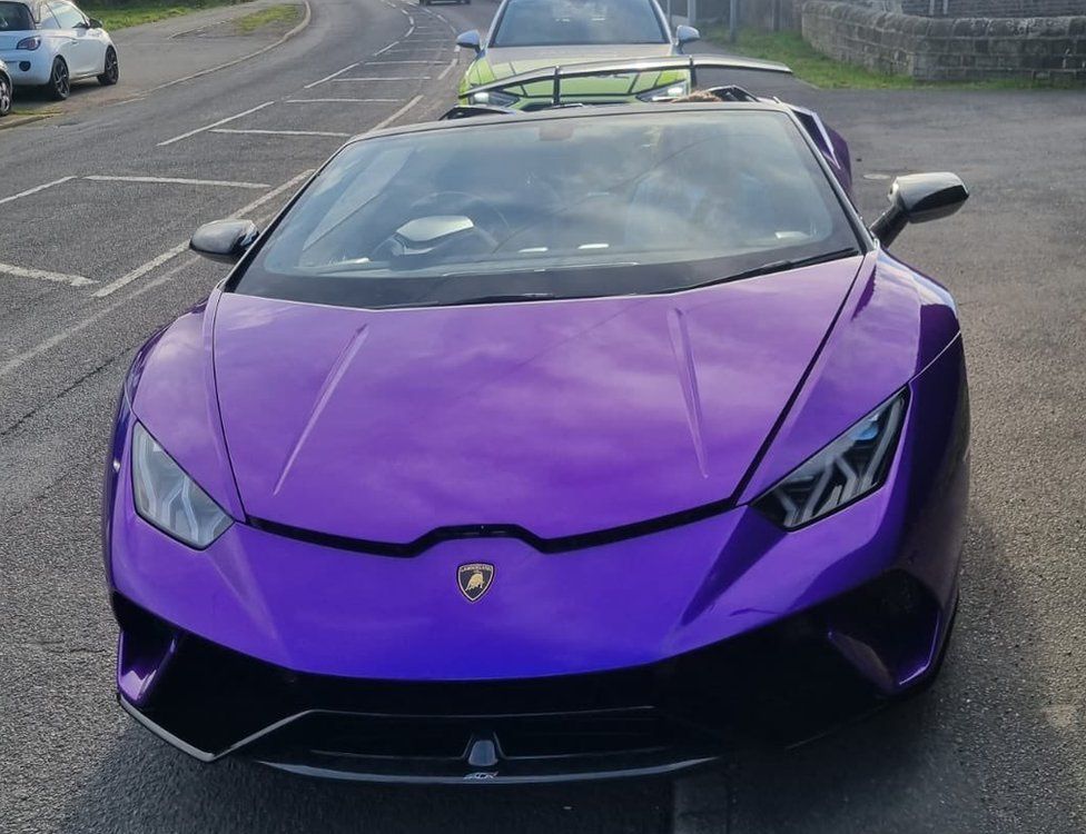 Tibshelf: Purple Lamborghini stopped over dark windows - BBC News
