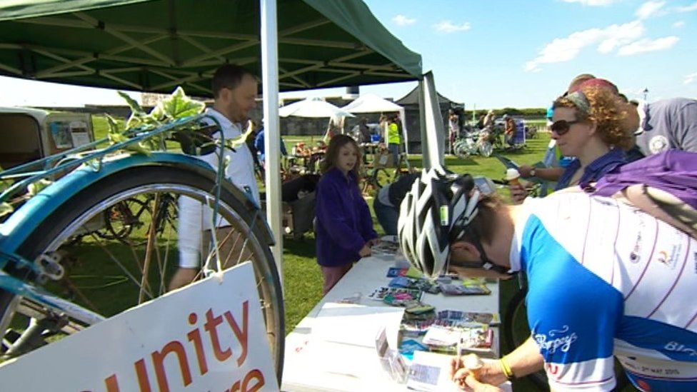 Pedal Portsmouth Thousands take part in cycling event BBC News
