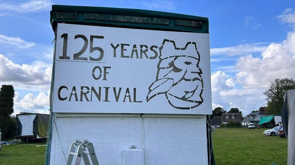 Sign saying 125 years of carnival