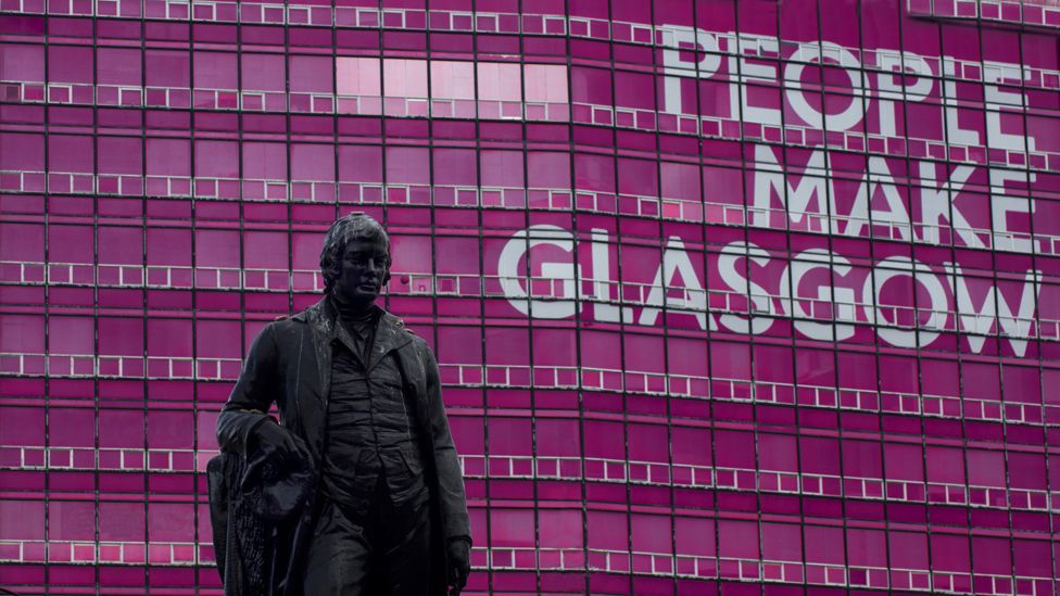 'People make Glasgow' sign