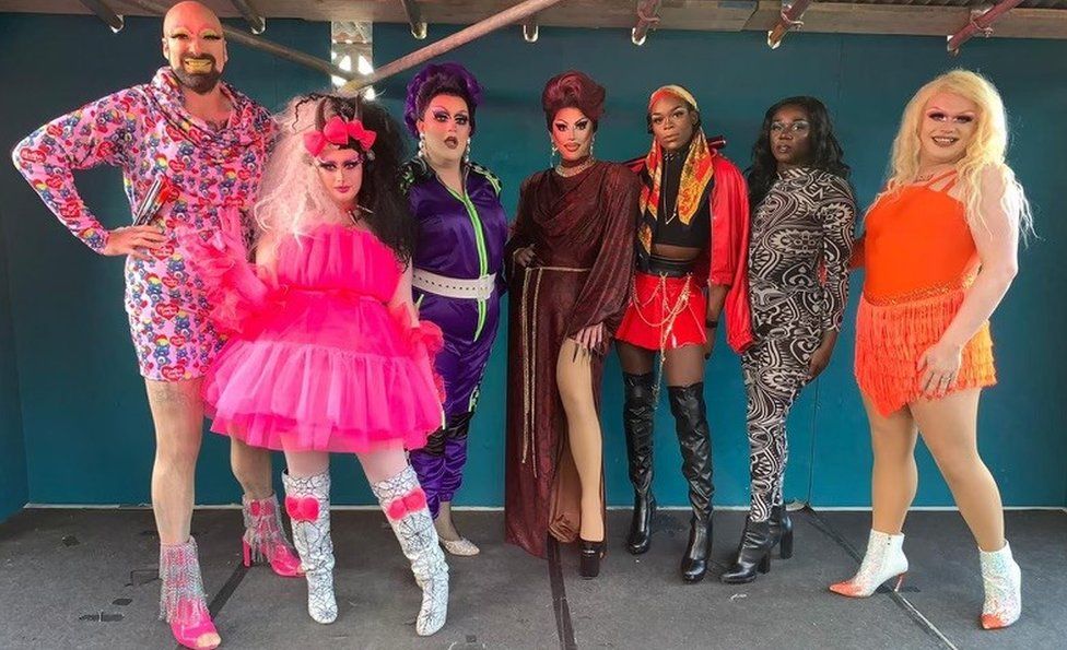 Cherry Valentine with other drag queens