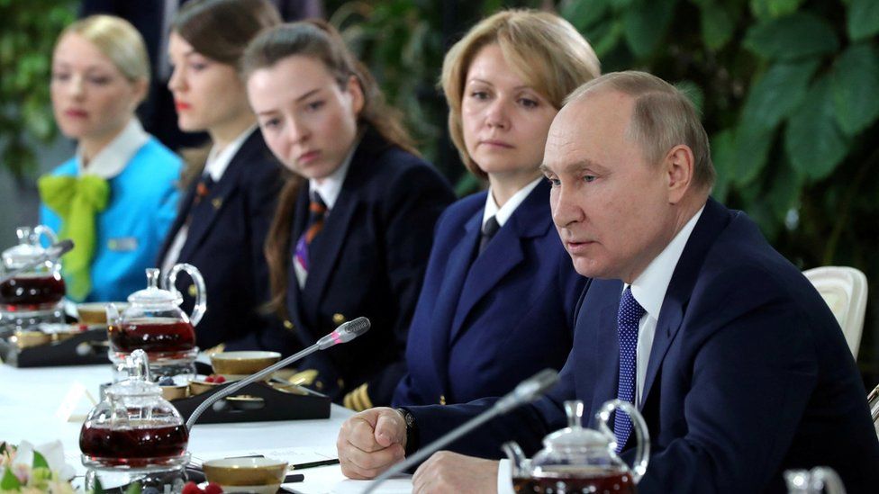 President Putin at an aviation school