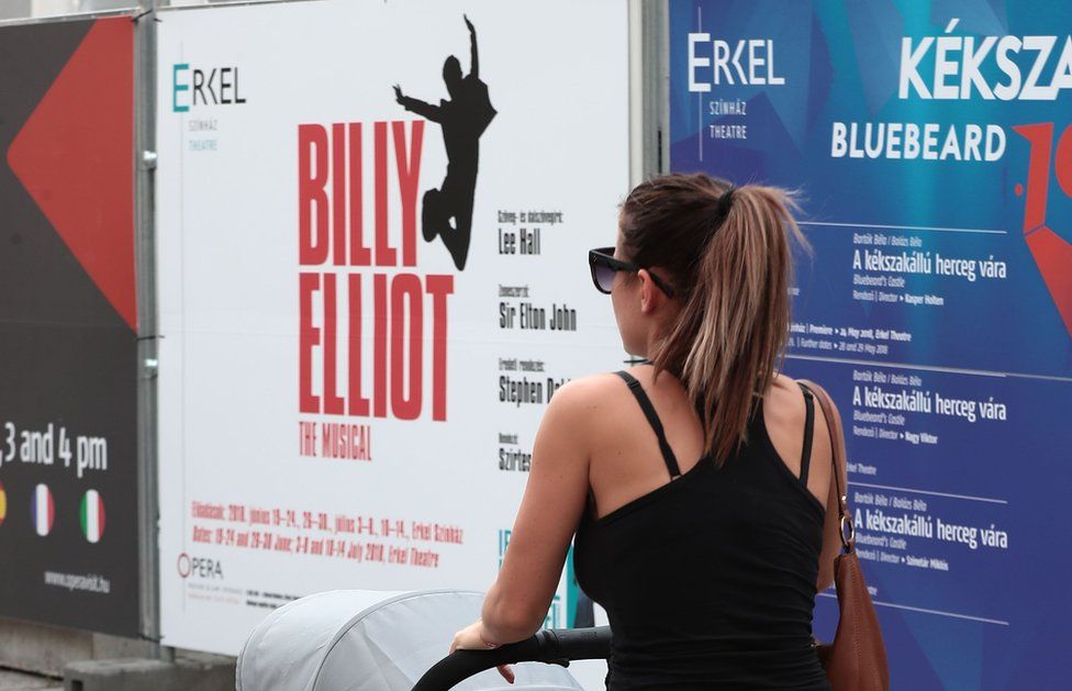 Billy Elliot poster in Budapest, 21 Jun 18