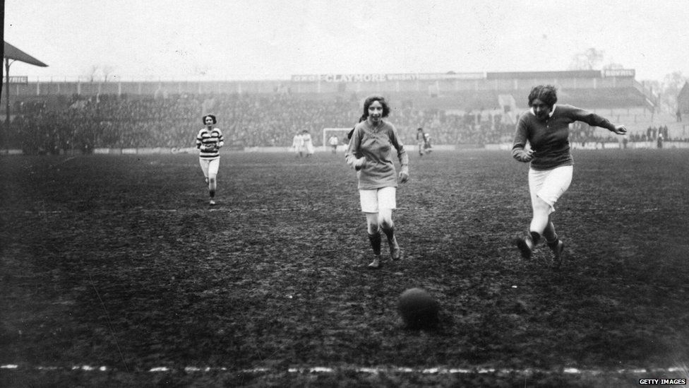 Theatrical Ladies Football match at Tottenham, north London, in 1912