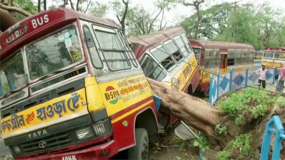 Kolkata road after cyclone