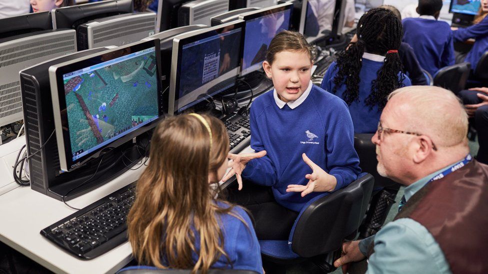 Minecraft To Launch Education Edition Bbc News