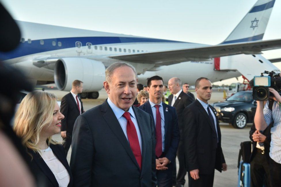 Israeli Prime Minister Benjamin Netanyahu and his wife, Sara, arrive at Sydney Airport