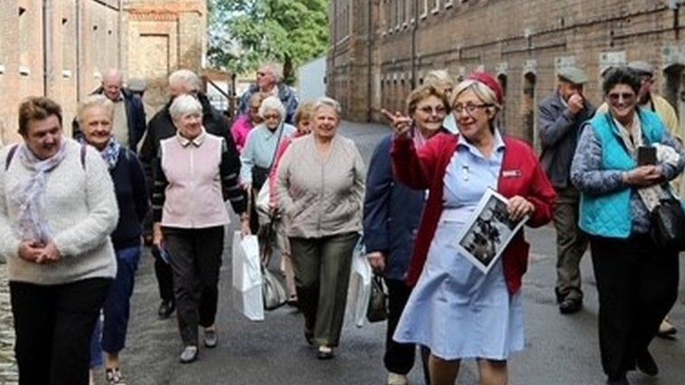 Call the midwife tour