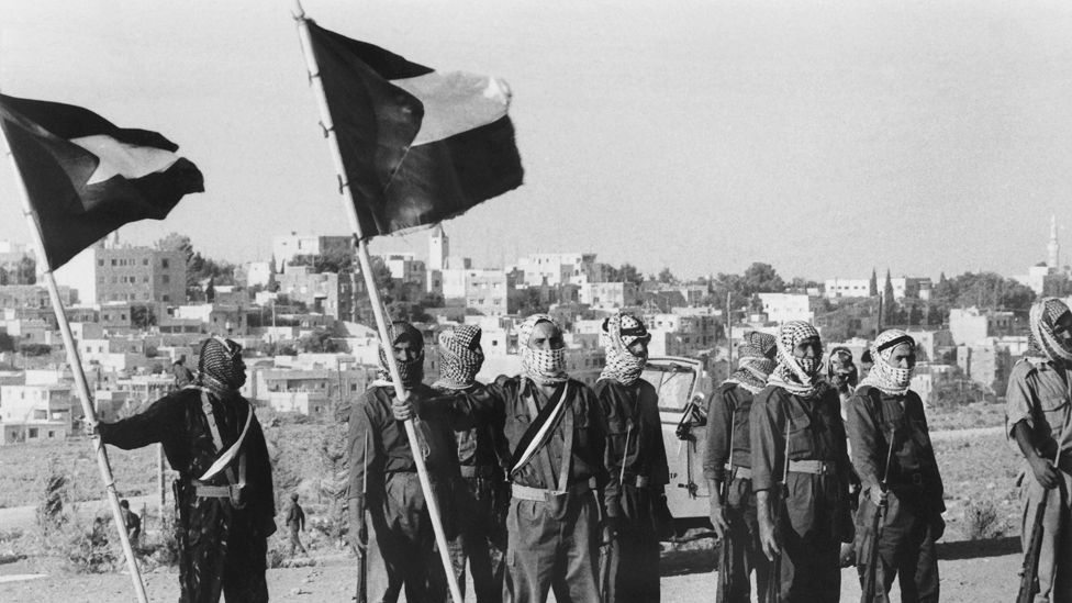 Militiamen of El Fatah Palestinian resistance movement, parade in Amman, Jordan, on August 17, 1970 at the end of a training chaired by Yasser Arafat, president of the Central Committee of the Palestinian National Council.